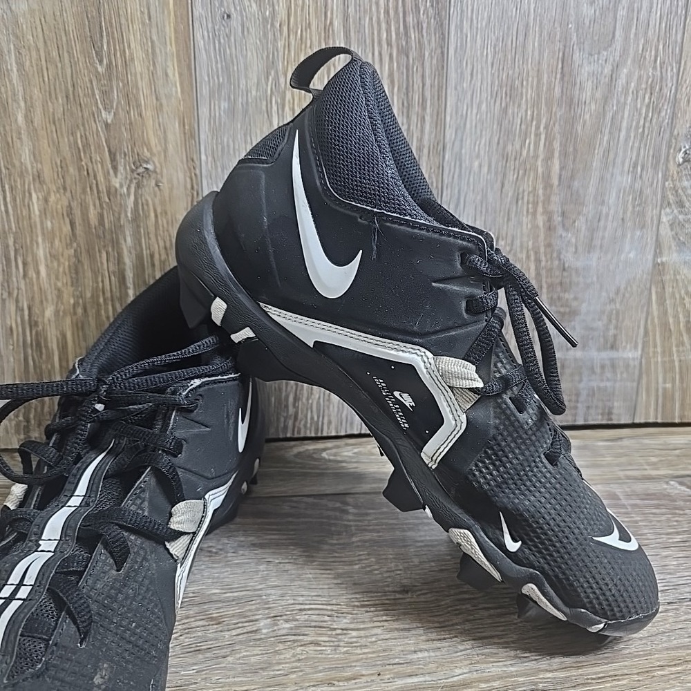 Nike Cleats Men 8 Black White Alpha Menace 3 Shark Football CV0582-001 Flaw - Picture 5 of 12